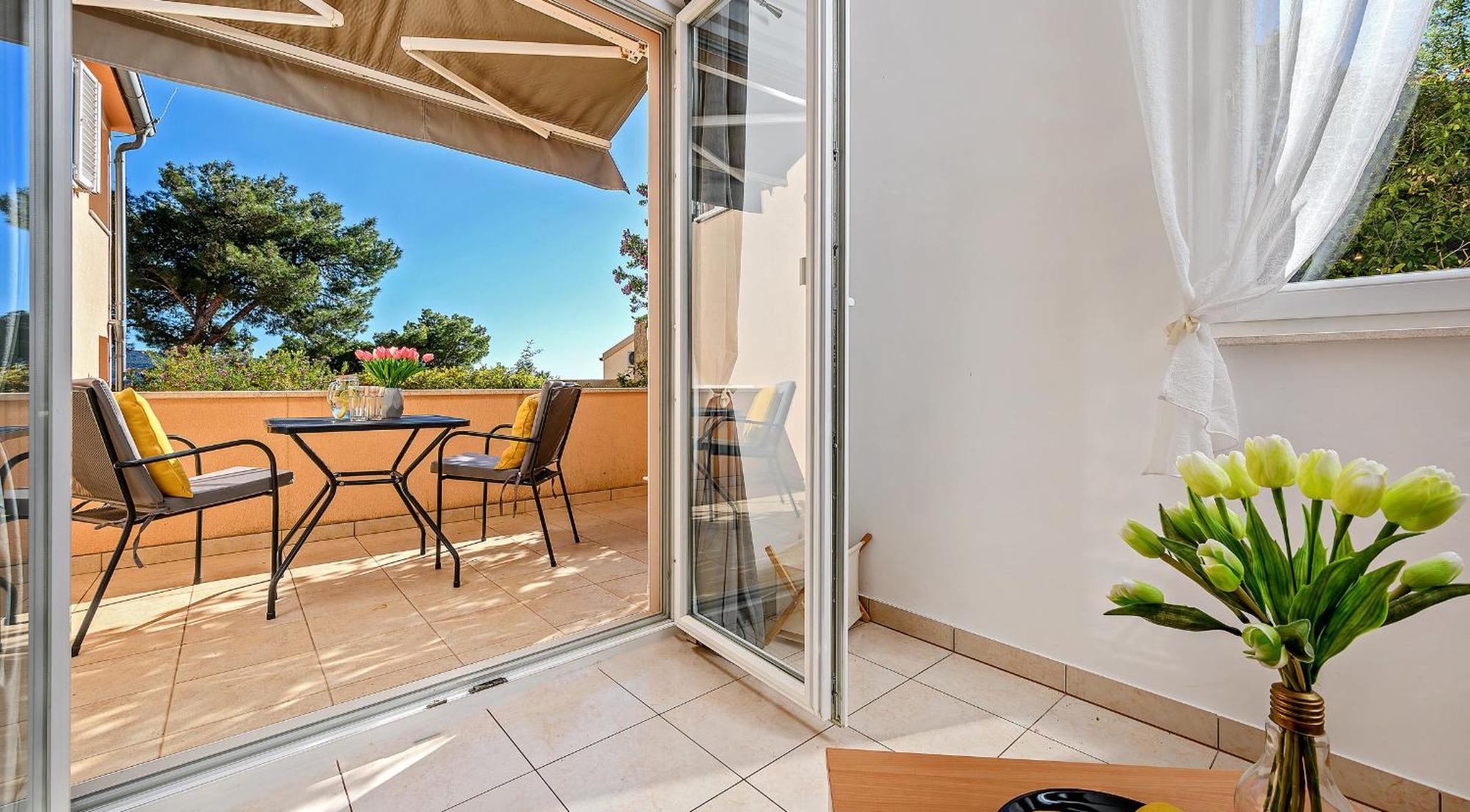 Apartment Mare Komiza Exterior photo