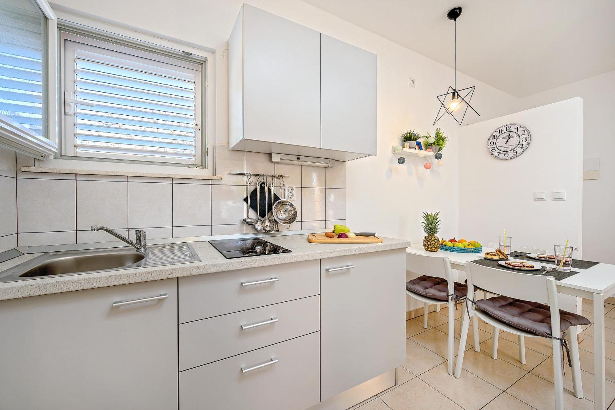 Apartment Mare Komiza Exterior photo