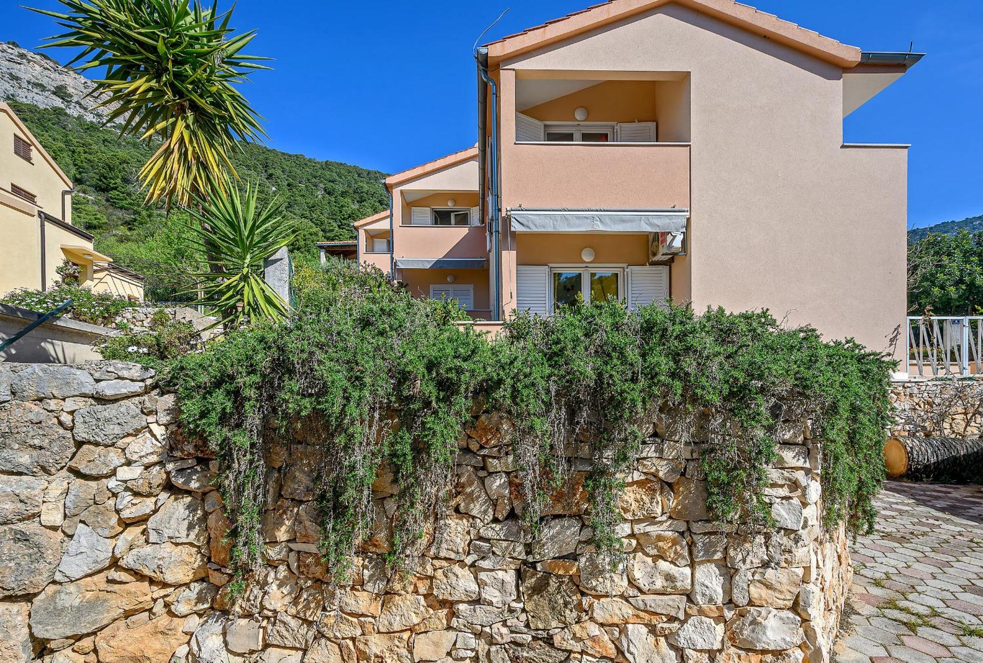 Apartment Mare Komiza Exterior photo